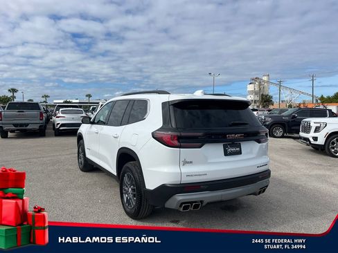 Certified 2025 GMC Acadia Elevation image 5