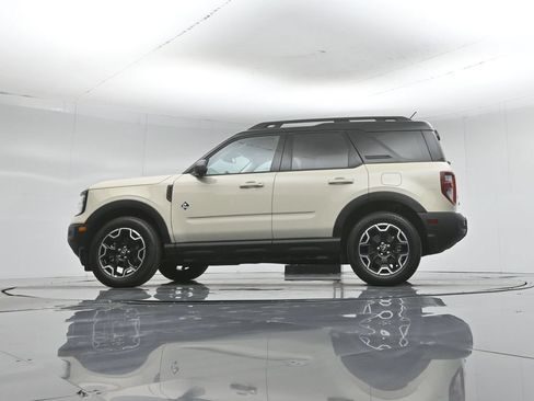 Used 2025 Ford Bronco Sport Outer Banks w/ Outer Banks Tech Package+ AWD/4WD image 52