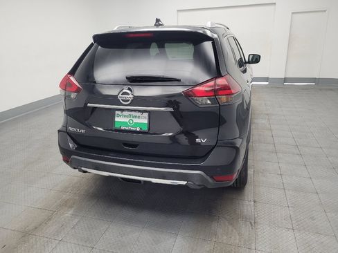 Used 2020 Nissan Rogue SV FWD image 7