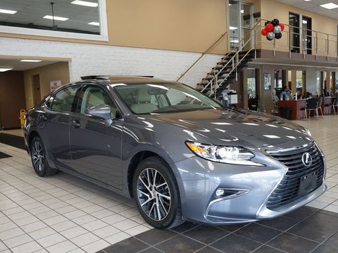 Used 2016 Lexus ES 350 FWD image 18