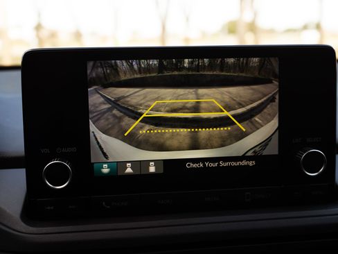 Certified 2025 Honda Accord LX image 31