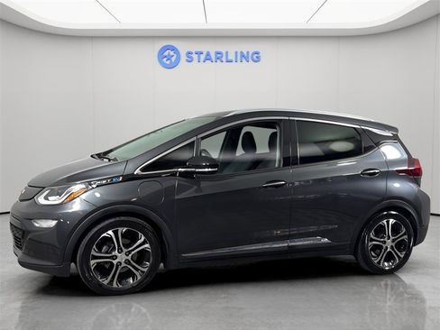 Used 2017 Chevrolet Bolt Premier w/ Driver Confidence II Package image 2