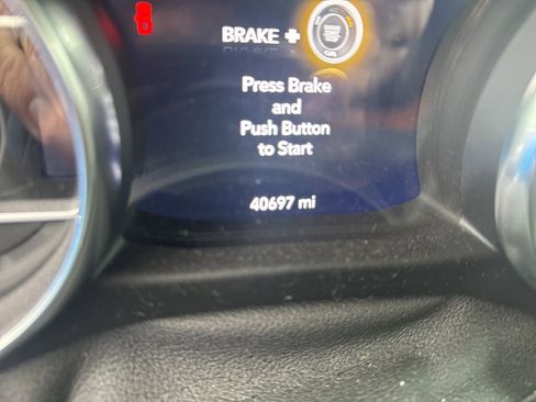 Used 2021 Jeep Gladiator Mojave w/ Cold Weather Group image 11