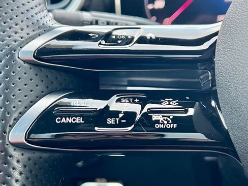 Certified 2026 Mercedes-Benz GLC 300 4MATIC image 37