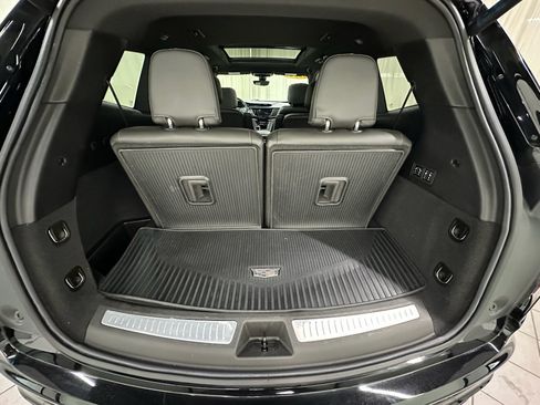 Used 2024 Cadillac XT6 Sport w/ LPO, Onyx Lite Package AWD/4WD image 11