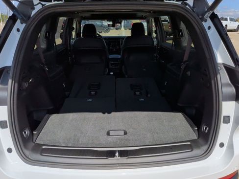 New 2025 Jeep Grand Cherokee L Altitude image 44