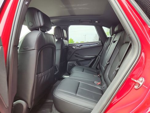 New 2026 Porsche Macan image 41