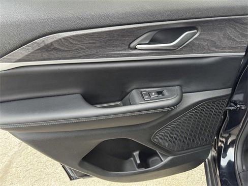 Certified 2023 Jeep Grand Cherokee Limited image 21