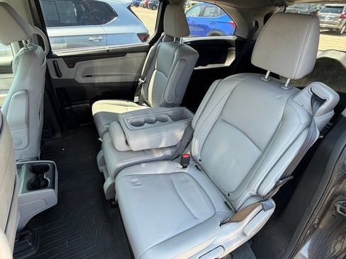 Used 2018 Honda Odyssey EX-L image 5