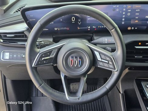 Used 2025 Buick Enclave Avenir w/ Trailering Package, 5000 lbs. image 21