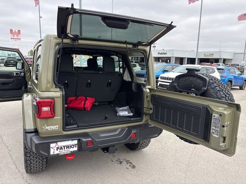 New 2026 Jeep Wrangler Unlimited Rubicon image 27