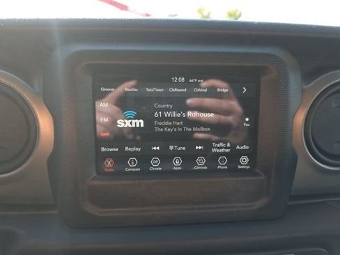 Used 2021 Jeep Wrangler Unlimited Sport AWD/4WD image 16