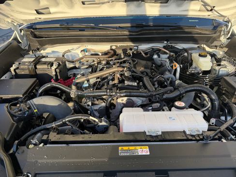 Used 2025 Toyota Tacoma TRD Off-Road image 19