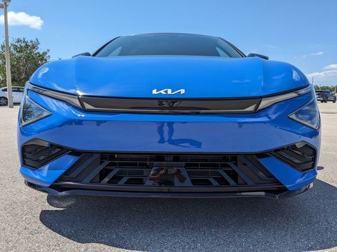 New 2025 Kia EV6 GT-Line RWD image 3