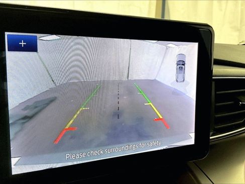 Used 2022 Ford Explorer XLT w/ Equipment Group 202A image 20