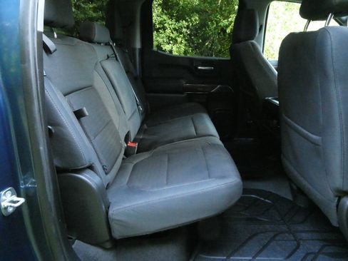 Used 2019 Chevrolet Silverado 1500 RST image 20