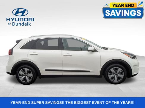 Used 2019 Kia Niro EX Premium image 10