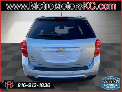 Used 2017 Chevrolet Equinox LT w/ Convenience Package image 4