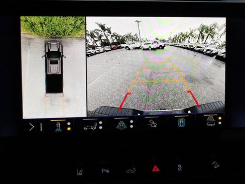 Used 2024 Chevrolet Silverado 2500 LTZ w/ LTZ Convenience Package image 30