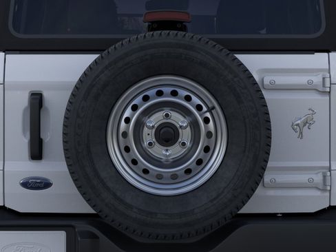 New 2025 Ford Bronco 4-Door AWD/4WD image 24