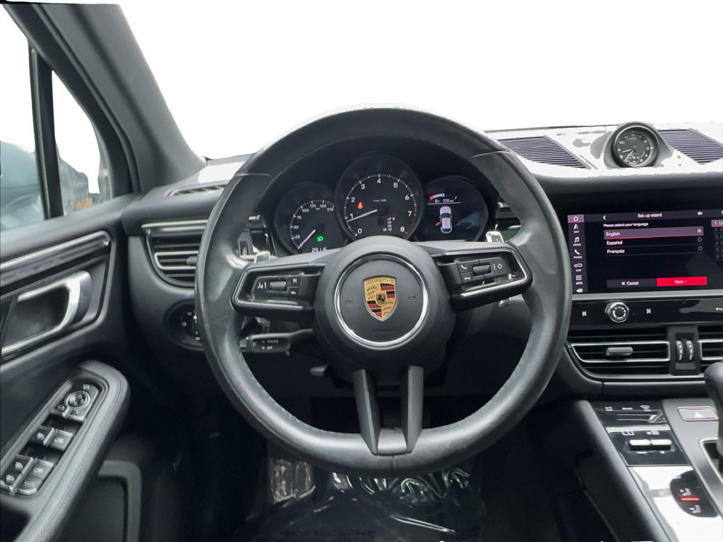 Used 2022 Porsche Macan AWD/4WD image 40