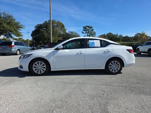 Used 2022 Nissan Sentra S image 5