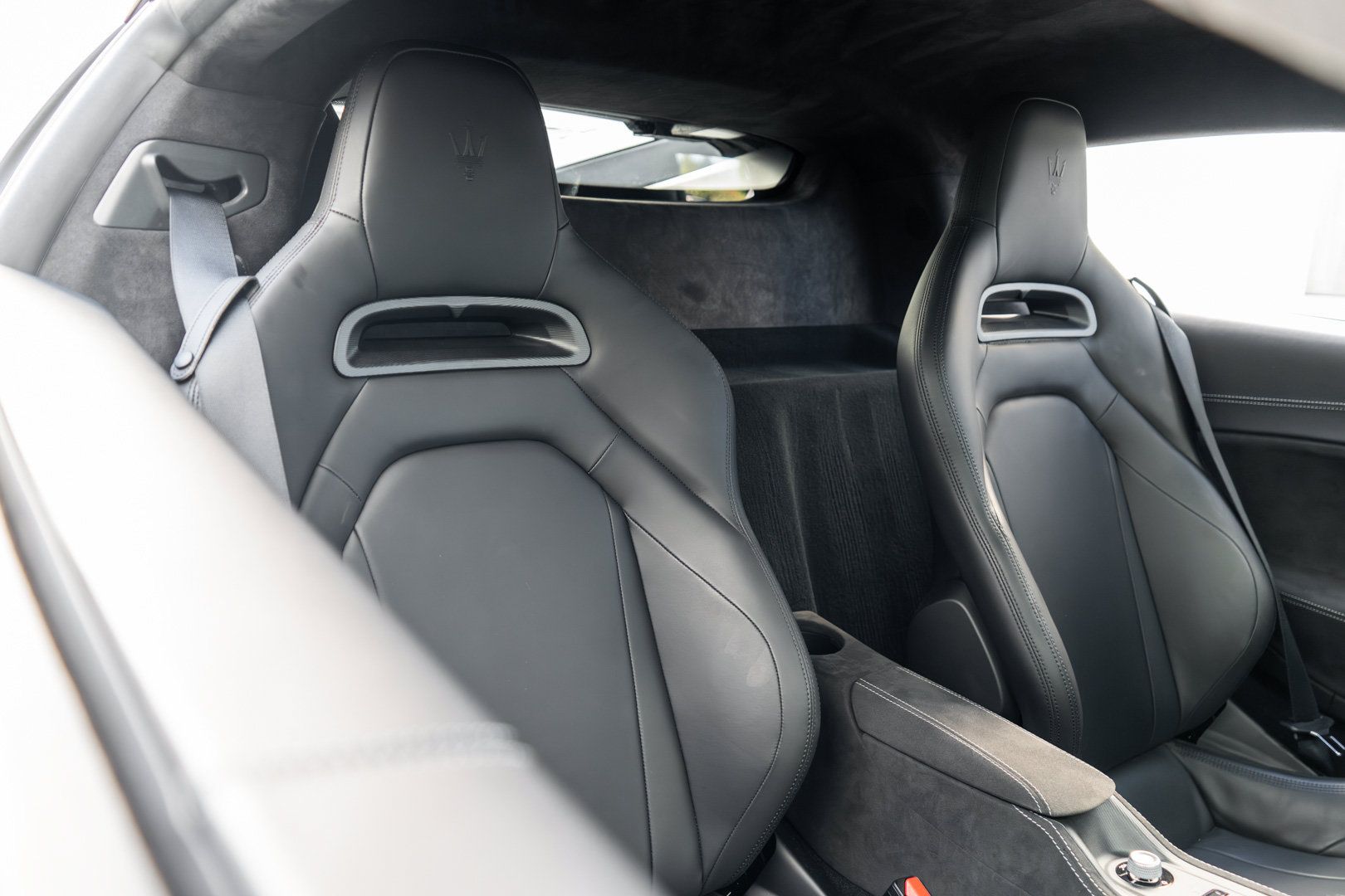 Used 2023 Maserati MC20 Coupe RWD image 30