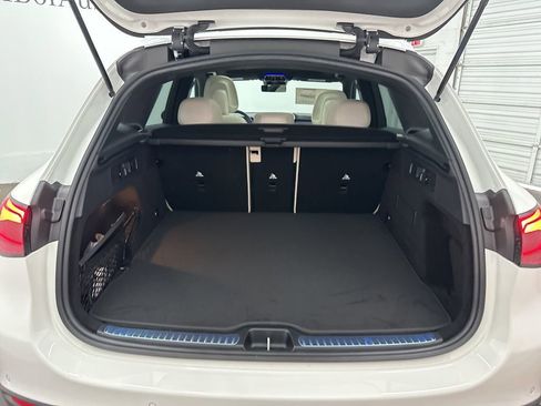 Used 2026 Mercedes-Benz GLC 300 image 25