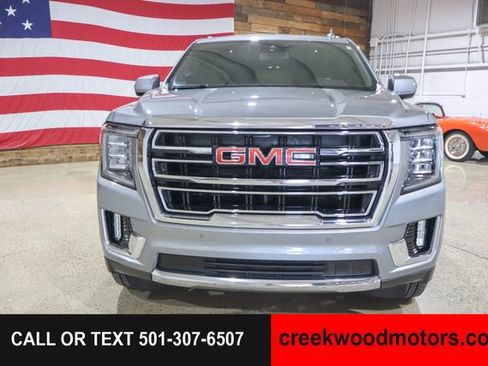 Used 2023 GMC Yukon SLT AWD/4WD image 2