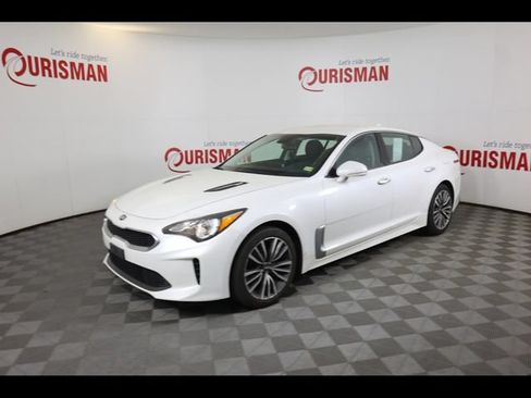 Used 2019 Kia Stinger RWD image 4