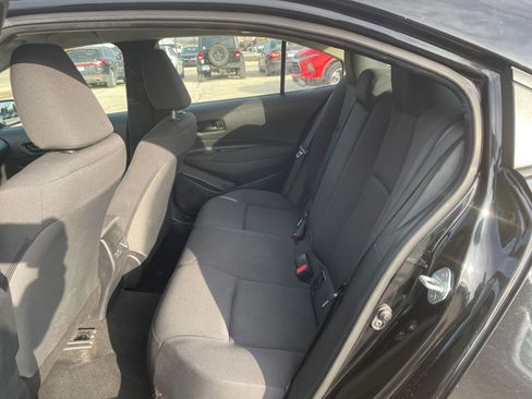 Used 2023 Toyota Corolla LE image 24