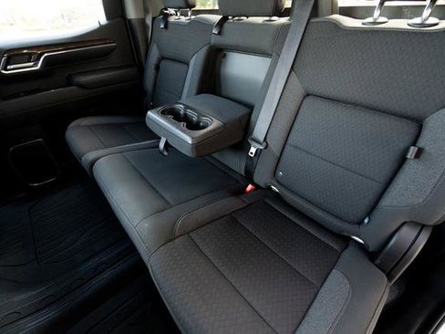 Used 2022 GMC Sierra 1500 Elevation image 35