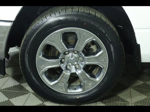 Used 2022 RAM 1500 Big Horn image 5