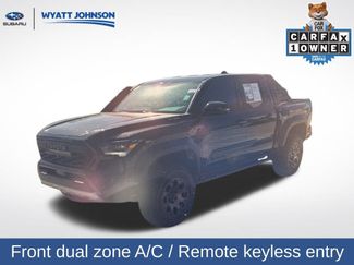 Used 2025 Toyota Tacoma Trailhunter video 1