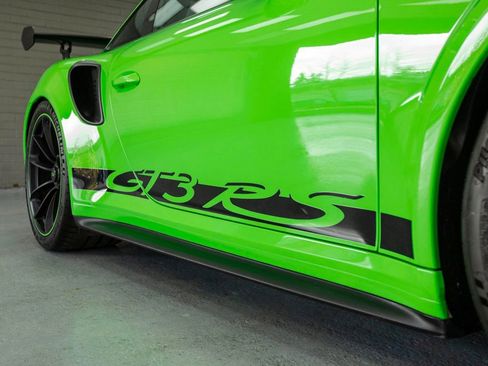 Used 2019 Porsche 911 GT3 RS image 9
