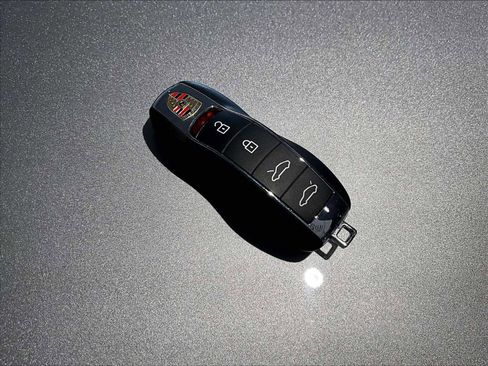 Used 2023 Porsche 718 Cayman GT4 RS image 32