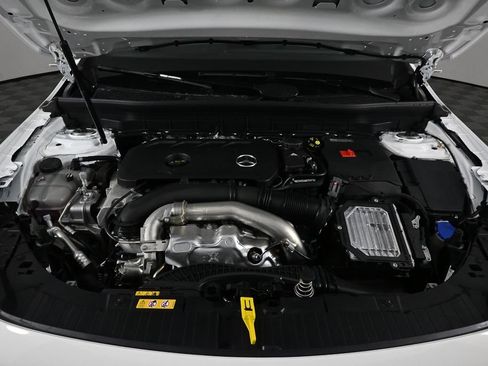 New 2026 Mercedes-Benz GLB 250 image 33