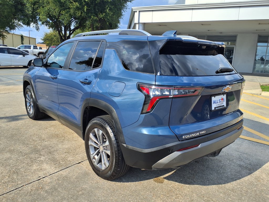 Used 2025 Chevrolet Equinox LT w/ Convenience Package II AWD/4WD image 9
