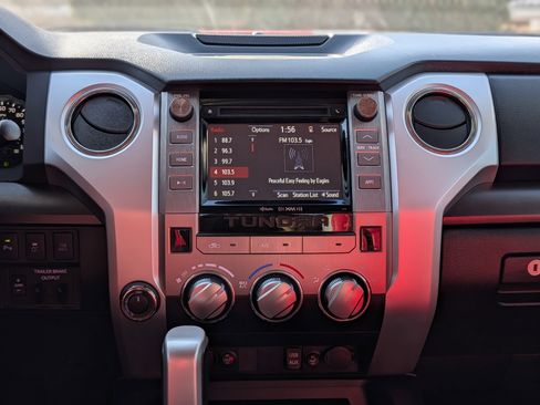 Used 2019 Toyota Tundra SR5 w/ Convenience Package image 16