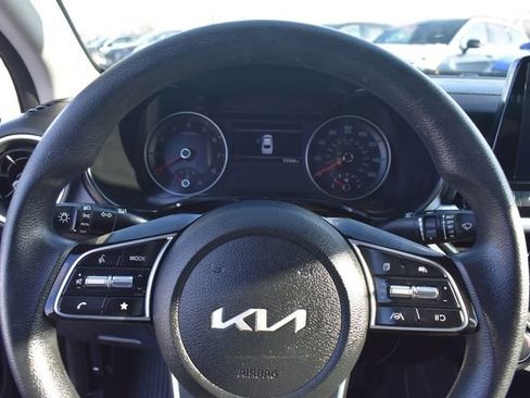 Certified 2022 Kia Forte LXS image 24