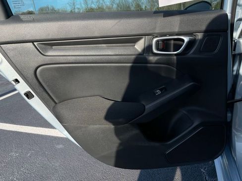 Used 2023 Honda Civic EX image 37