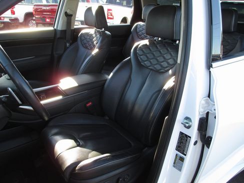 Used 2021 Hyundai Palisade Limited image 19