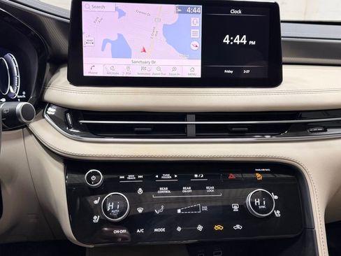 Used 2023 INFINITI QX60 Luxe w/ Performance Audio Package image 25