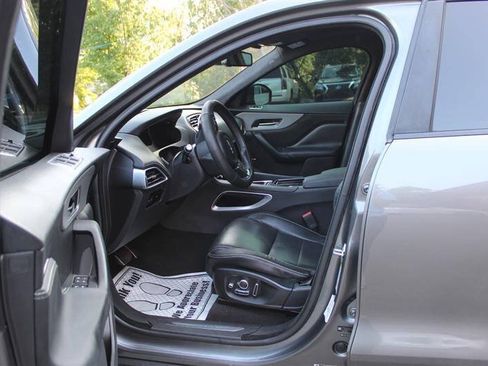 Used 2018 Jaguar F-PACE S AWD/4WD image 10