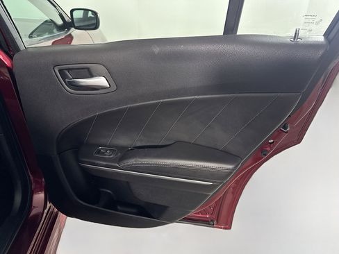 Used 2017 Dodge Charger R/T Scat Pack image 28