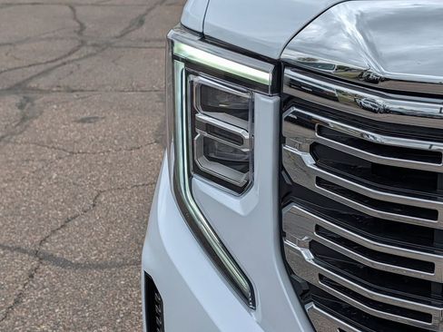 New 2026 GMC Sierra 1500 Denali w/ Denali Reserve Package AWD/4WD image 4