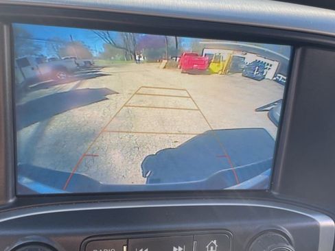 Used 2018 GMC Sierra 2500 SLT w/ Duramax Plus Package AWD/4WD image 12