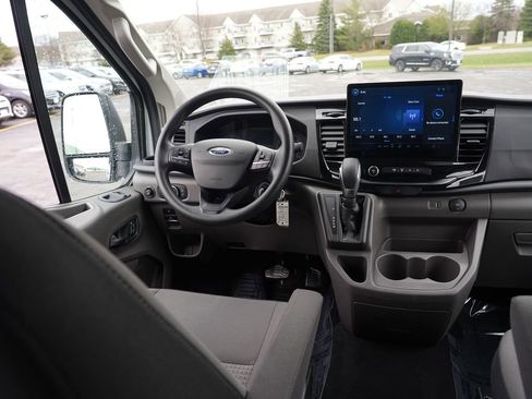Used 2024 Ford Transit 350 XLT RWD image 25