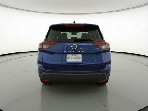 Used 2025 Nissan Rogue SV FWD image 7
