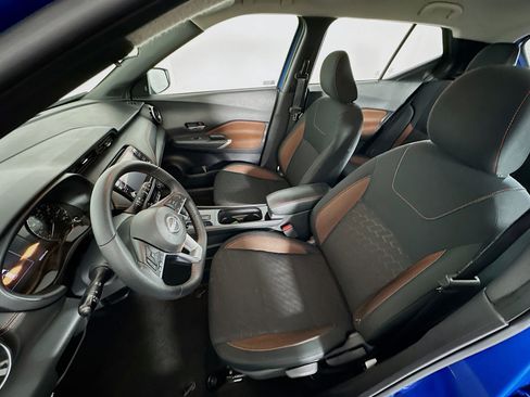 Used 2024 Nissan Kicks SR image 13